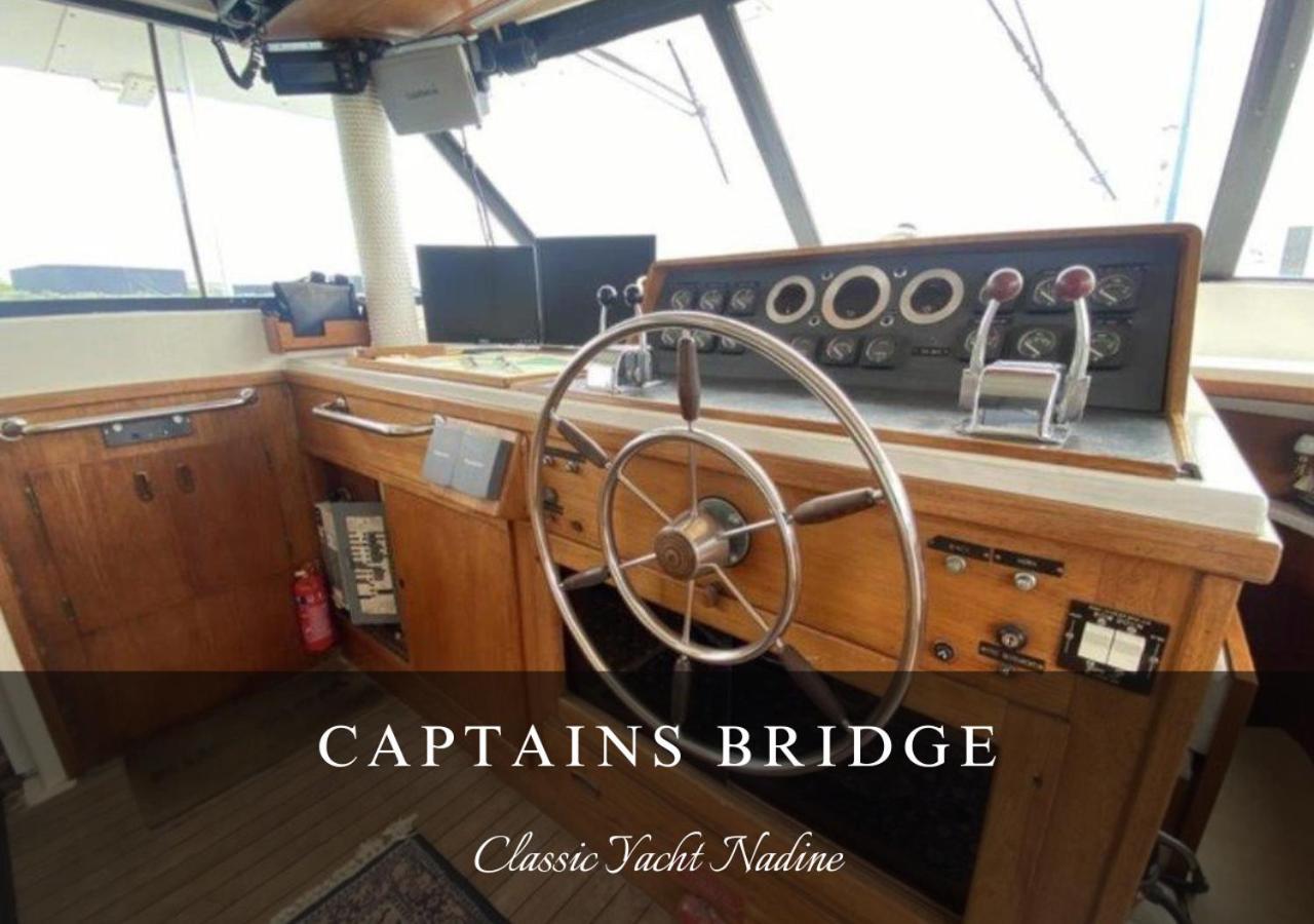 Classic Yacht Nadine In Poole Harbour, Dorset, With A Hot Tub Jacuzzi Exterior photo