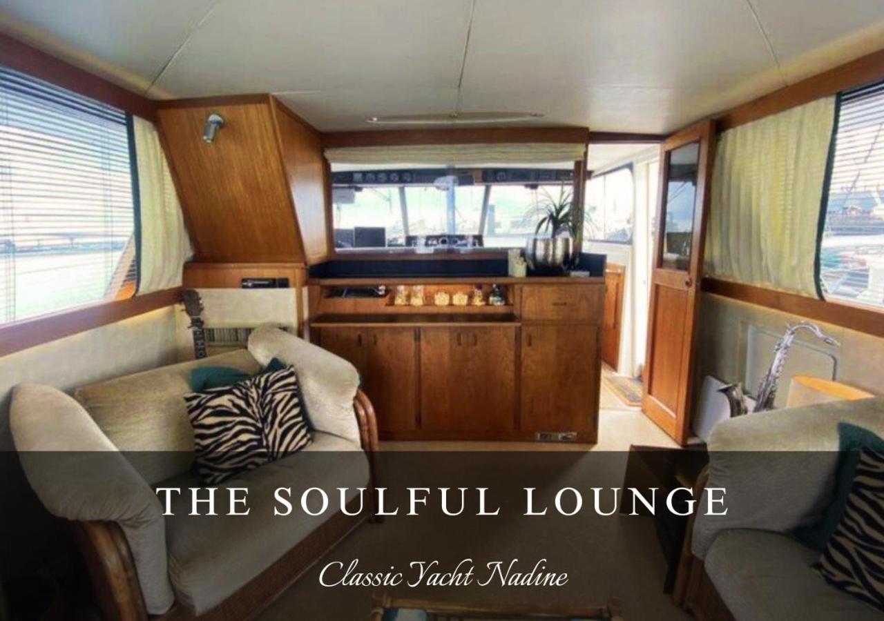 Classic Yacht Nadine In Poole Harbour, Dorset, With A Hot Tub Jacuzzi Exterior photo